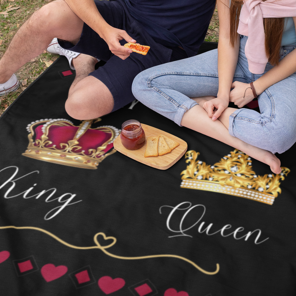 🔥HOT ITEM!🔥 SELLING FAST!  The Royal Snuggling Blanket